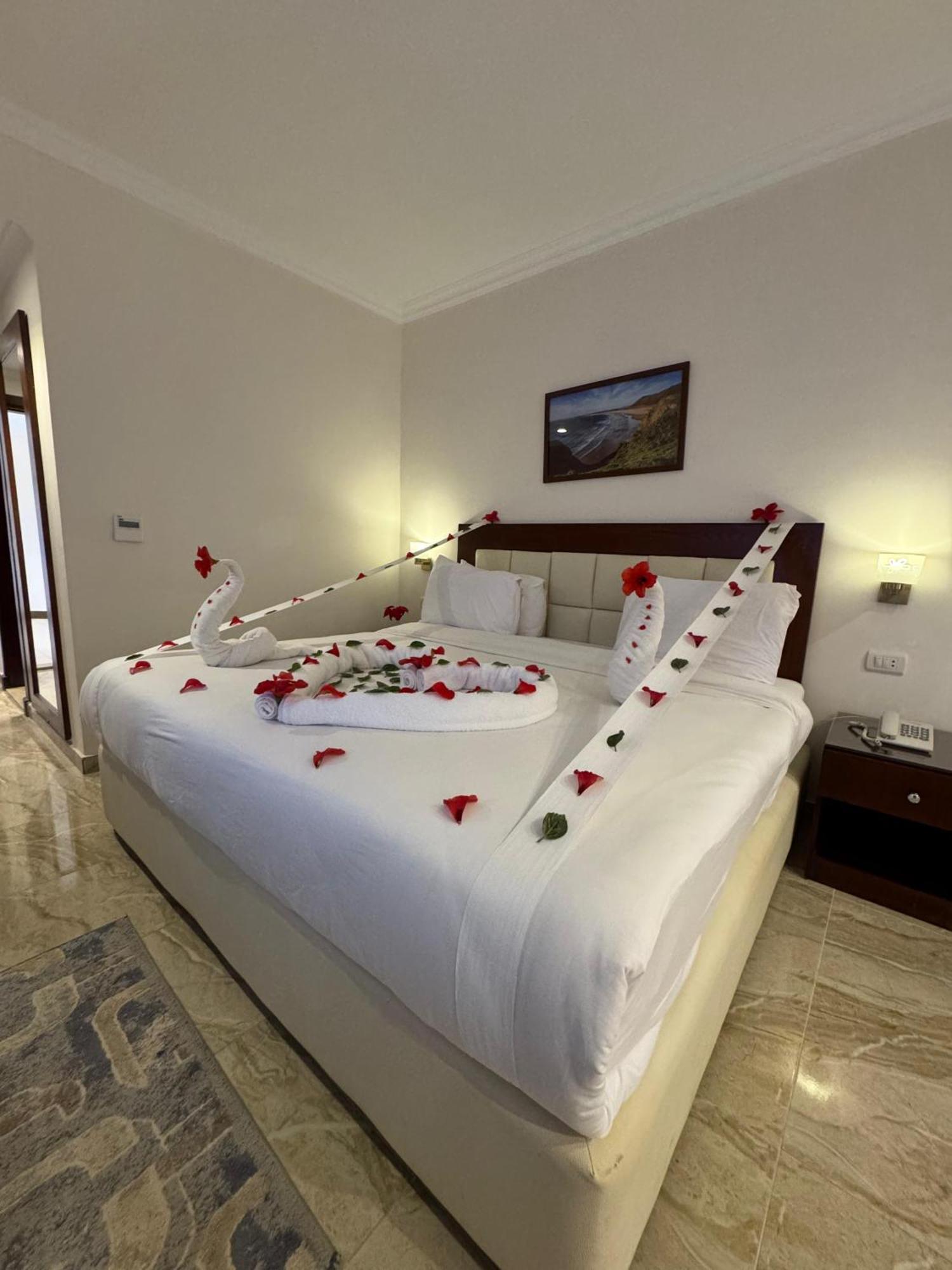 Dome Marina Hotel & Resort Ain Sokhna Ain Sukhna Exteriör bild
