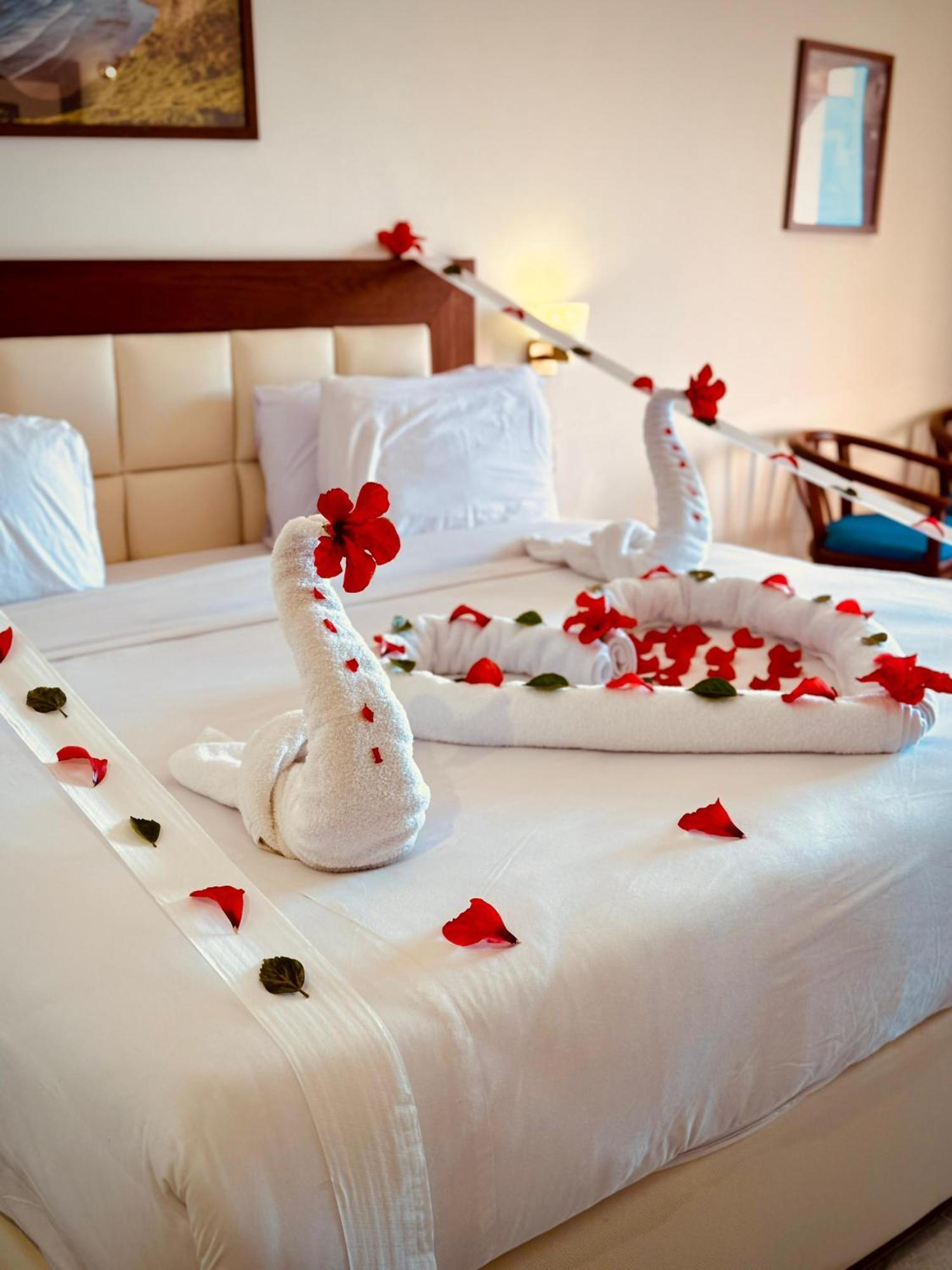 Dome Marina Hotel & Resort Ain Sokhna Ain Sukhna Exteriör bild